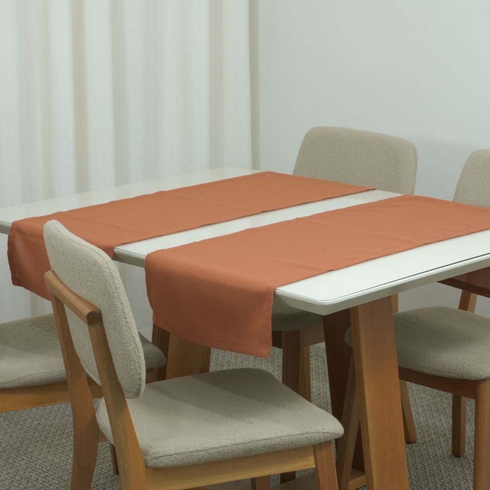 Détail du tissu du chemin de table