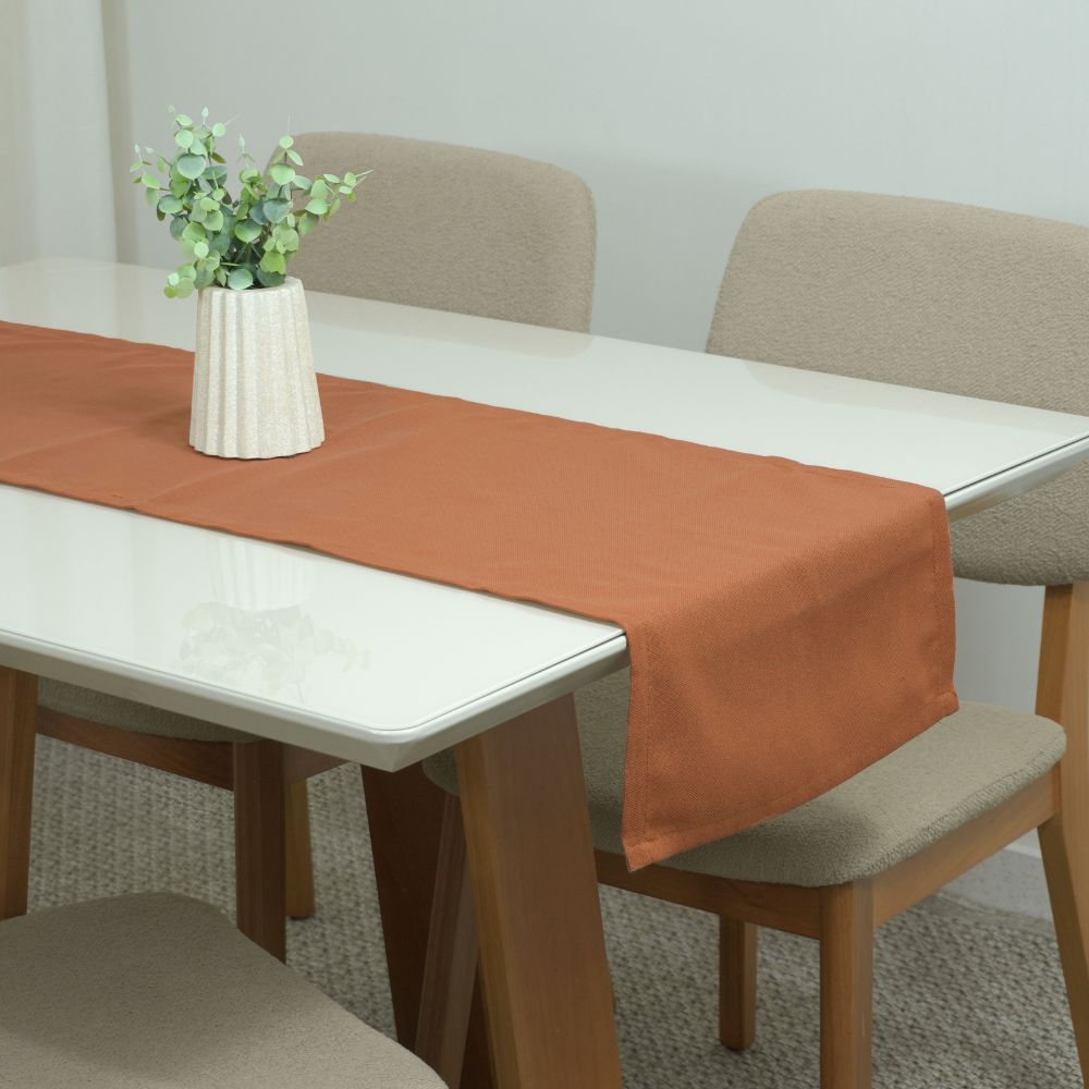 Chemin de table terracotta sur table